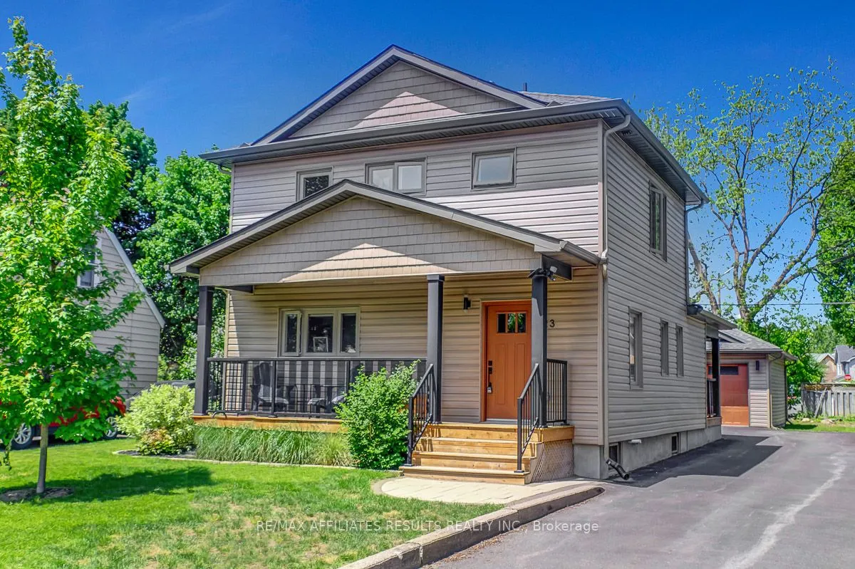 23 Tunis Avenue, ON K1Z 7R6
