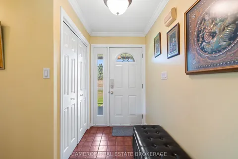 18614 County 2 Road, ON K6H 5R5