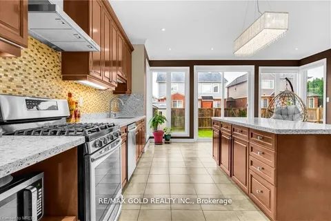 6294 St. Michael Avenue, ON L2H 0C7