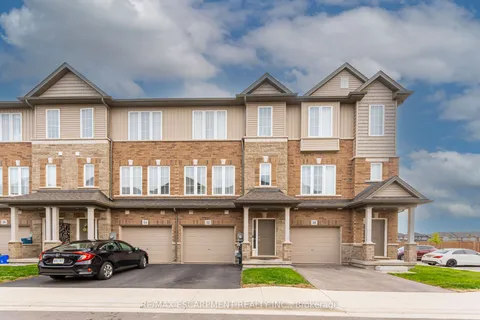 52 AQUARIUS Crescent, ON L8J 3H5