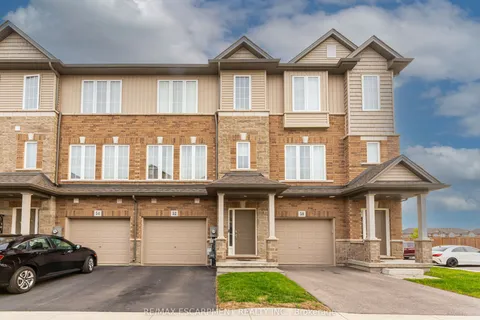 52 AQUARIUS Crescent, ON L8J 3H5