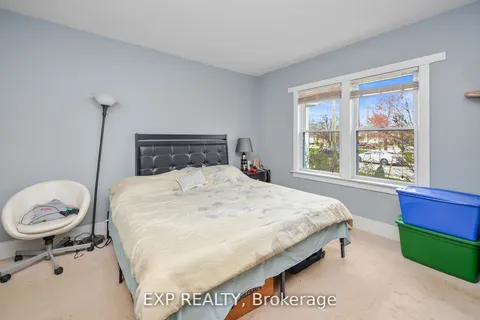 96 York Street, ON L2R 6E2