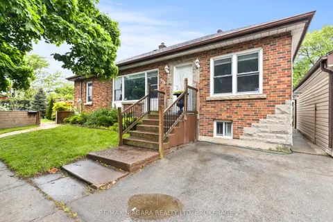 272 Wallace Avenue, ON L3B 1R6