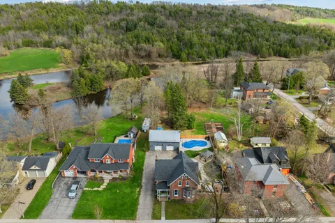 13 Anne Street, ON K9J 4S3