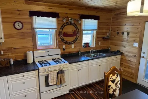 126 Roberts Road, ON P0H 2C0