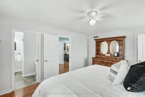 173 Green Pointe Drive, ON L3C 6Y8