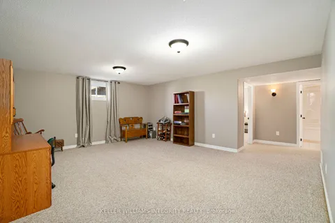 44 Lee Avenue, ON K7A 0A2