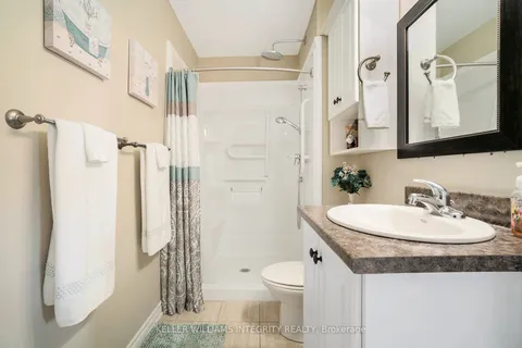 44 Lee Avenue, ON K7A 0A2