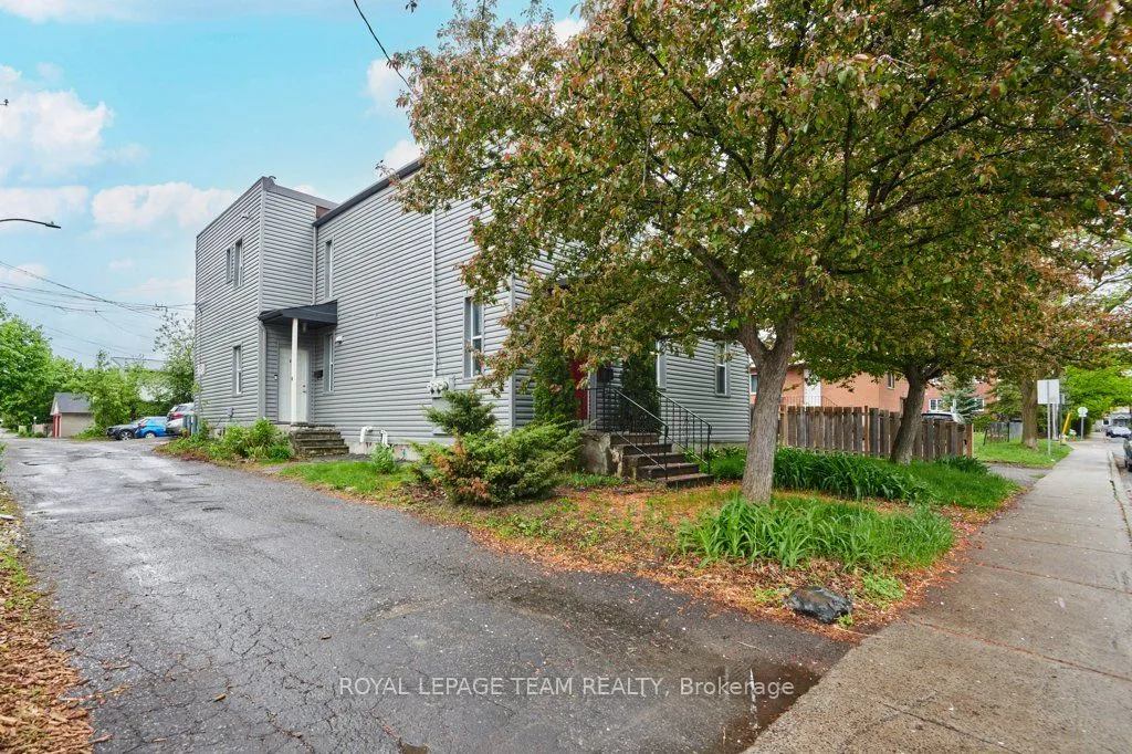 62 Laurel Street, ON K1Y 3E2