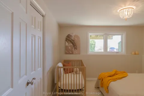 35 Sauble Falls Road, ON N0H 2G0