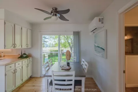35 Sauble Falls Road, ON N0H 2G0