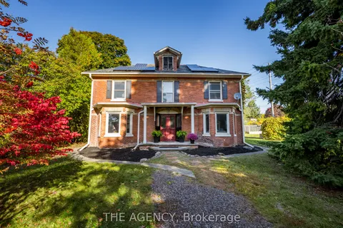 310 Ridout Street, ON L1A 1R1