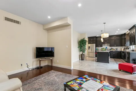 36 Bevan Drive, ON K8N 4Z5