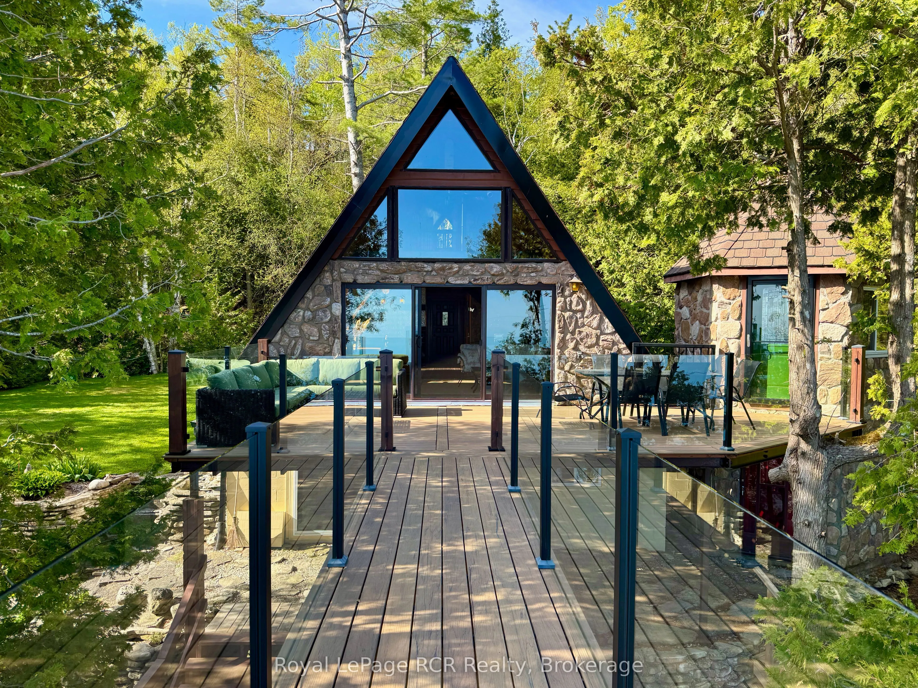 30 Cape Chin N Shore Road, ON N0H 1W0