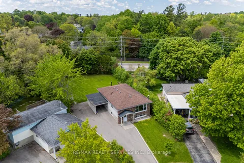 71 Helene Crescent, ON N2L 5E6