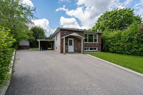 71 Helene Crescent, ON N2L 5E6