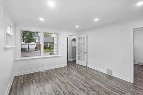 416 SALISBURY Street, London East, ON N5Y 3B2