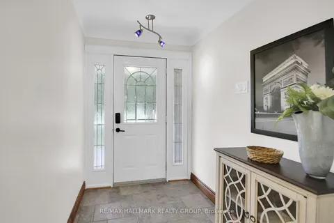 27 Savuto Way, ON K2G 2S9
