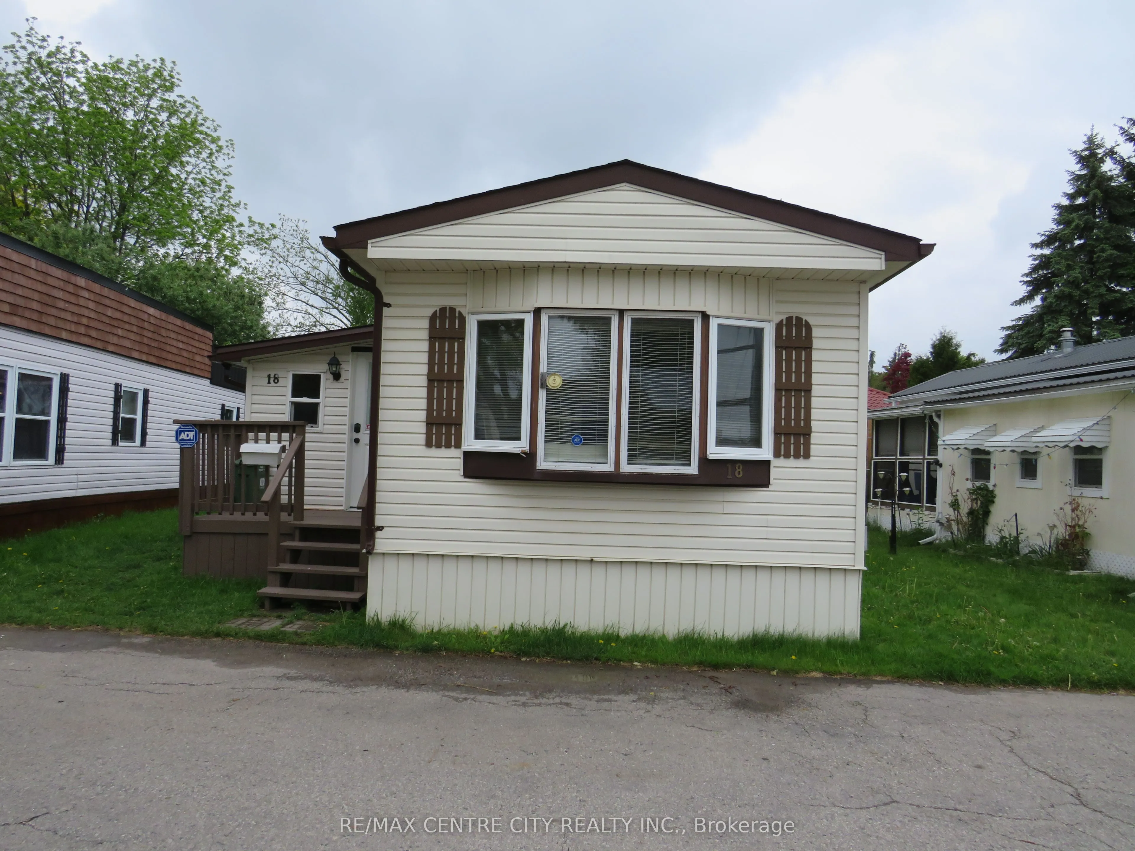2189 Dundas Street, ON N5V 1H3