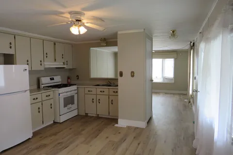 2189 Dundas Street, ON N5V 1H3