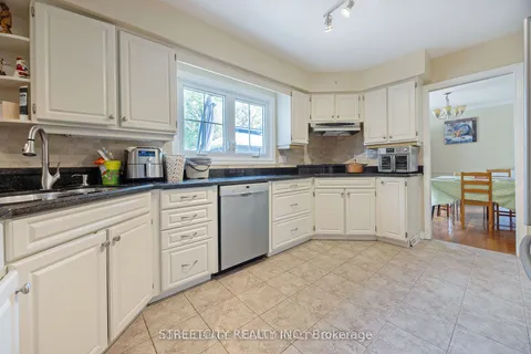 69 Shavian Boulevard, ON N6G 2P4