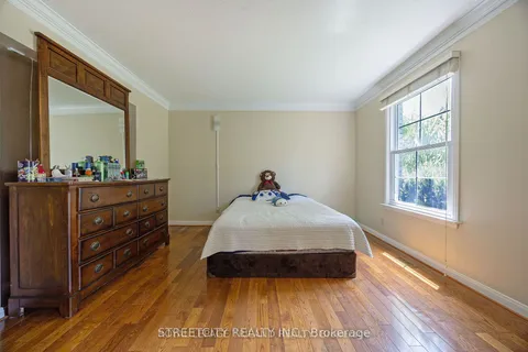 69 Shavian Boulevard, ON N6G 2P4
