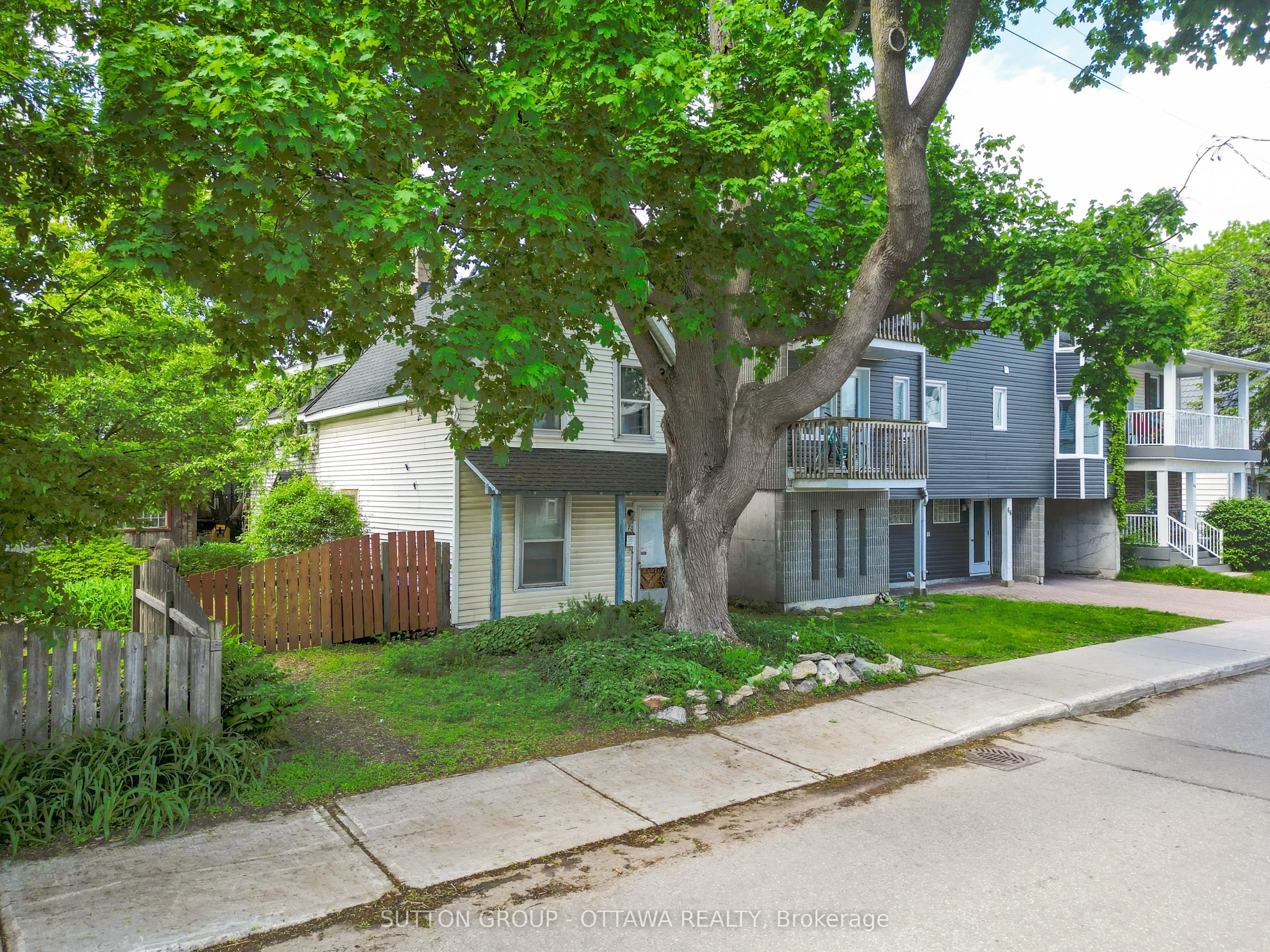 70 Pinhey Street, ON K1Y 1T4
