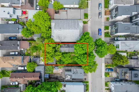 70 Pinhey Street, ON K1Y 1T4