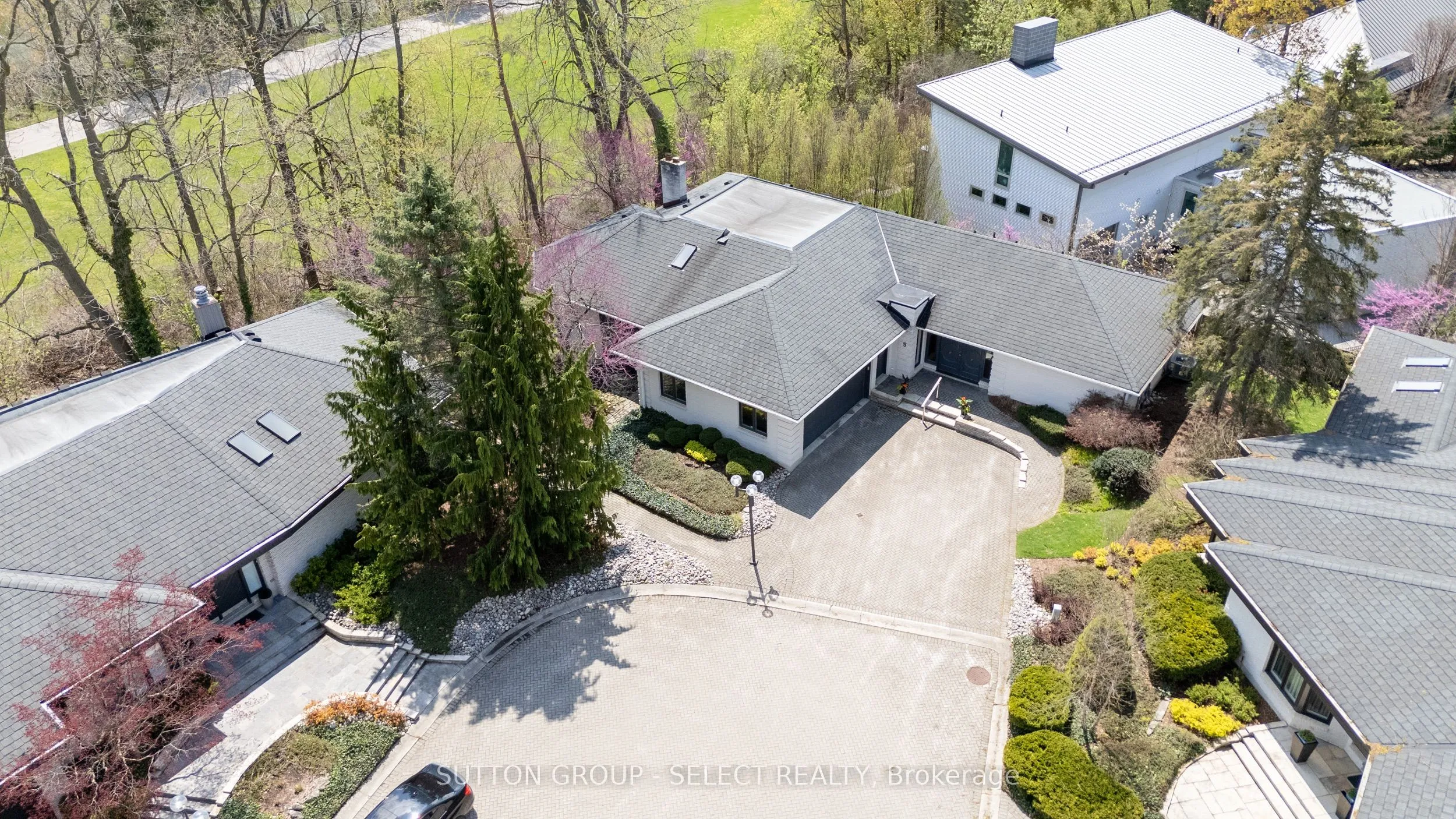 10 Mackellar Avenue, ON N6H 5C5
