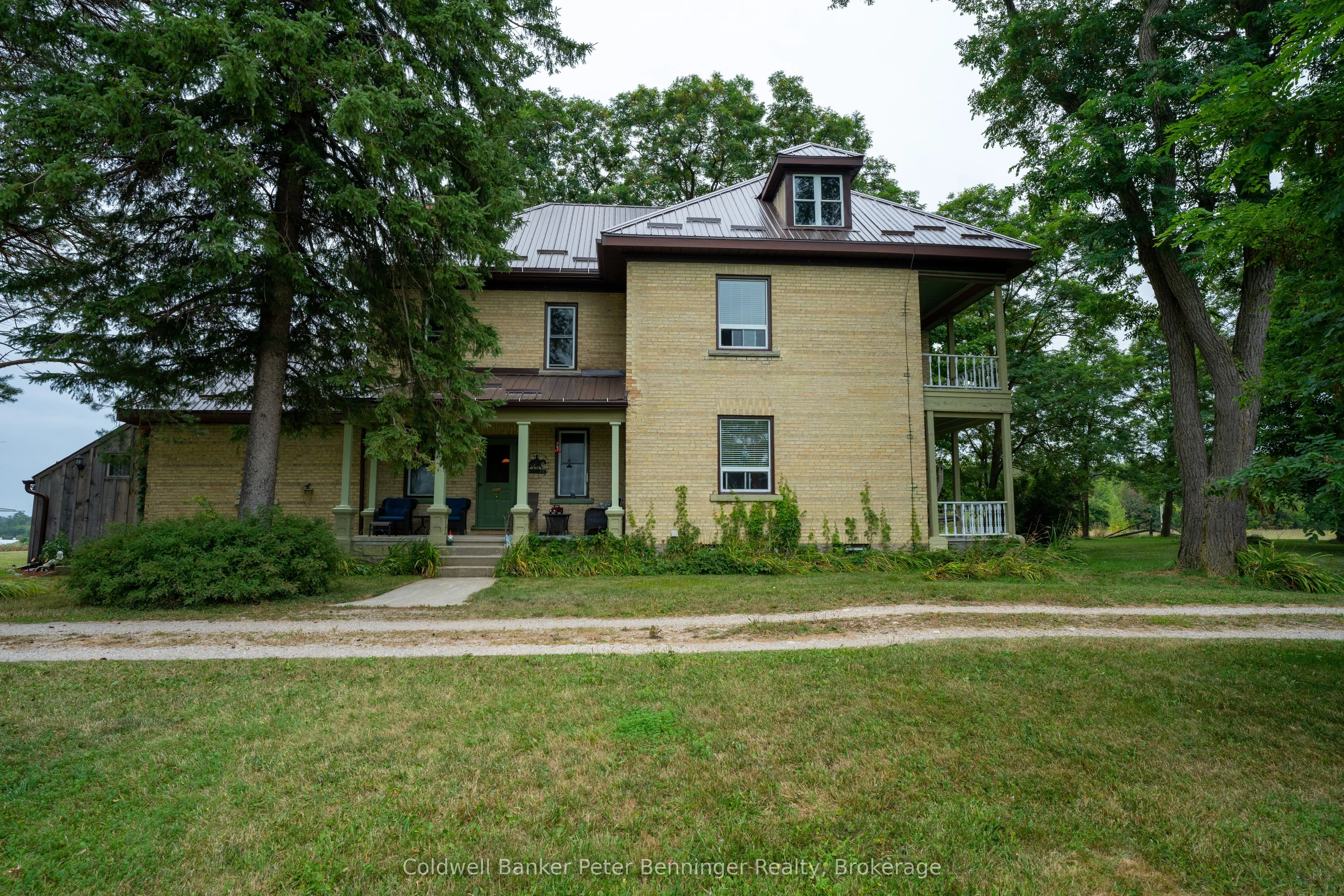59 2 Concession, ON N0G 2T0