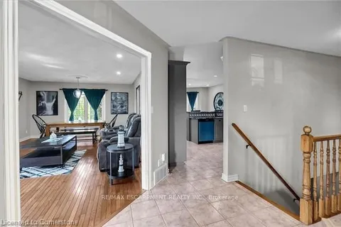 975 Foss Road, ON L0S 1C0