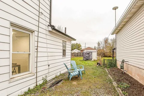 18 Forks Road, ON L3B 5K1