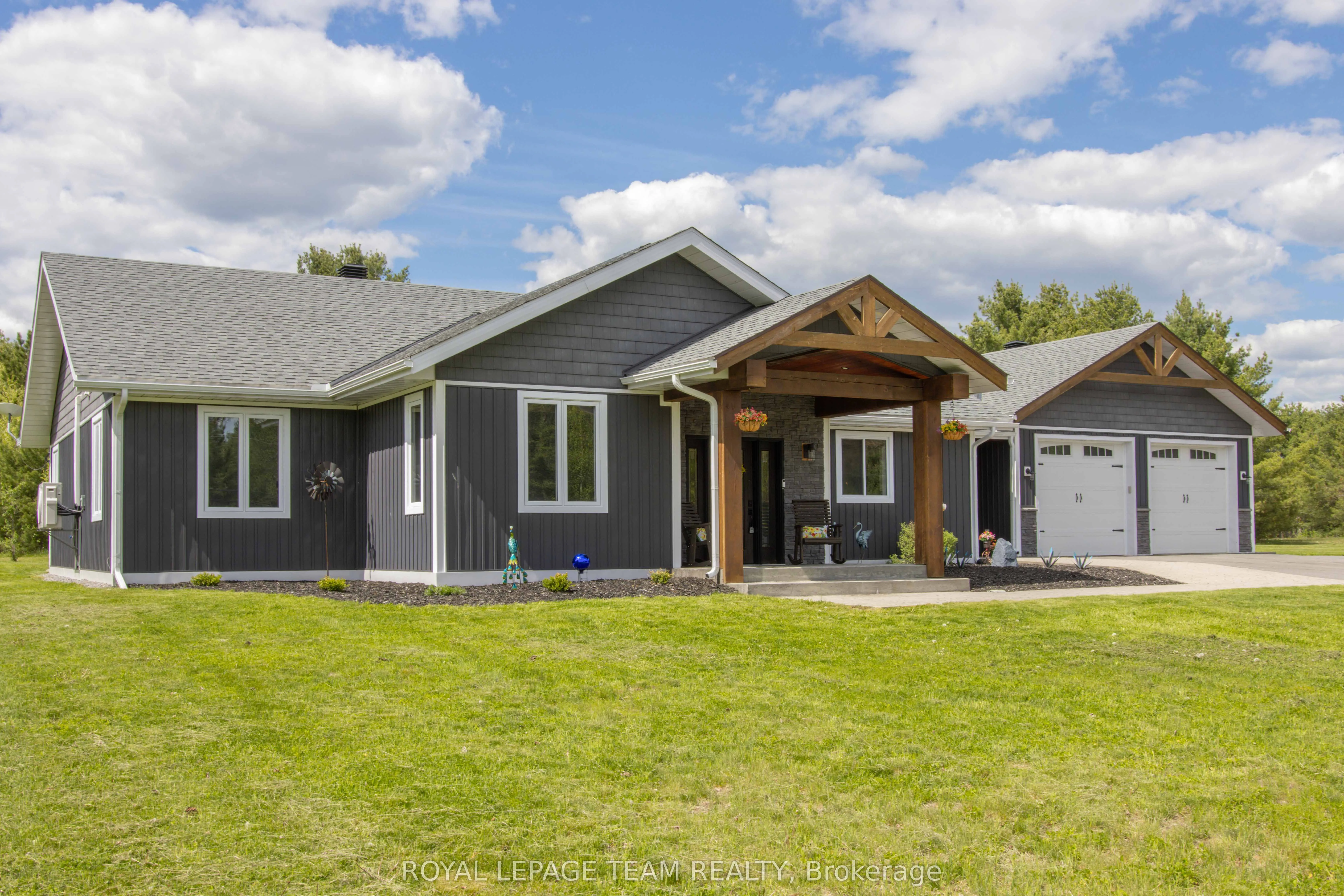 276 South Baptiste Lake Road, ON K0L 1C0