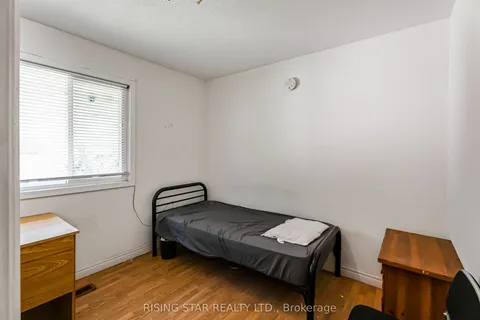 147 University Avenue, Waterloo, ON N2J 2W4