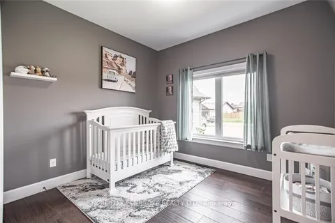 370 Murphy Road, ON K8H 2W8
