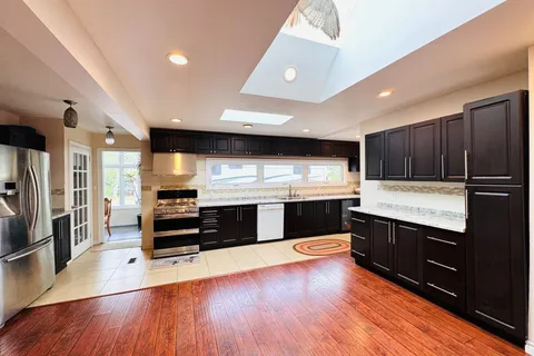 752 Creek Road, ON L0S 1J0