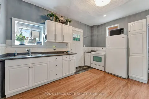 237 Marlborough Street, ON N3S 4T4
