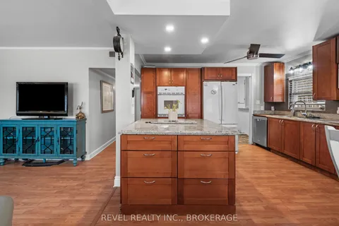4221 Bath Road, ON K7M 4Y8