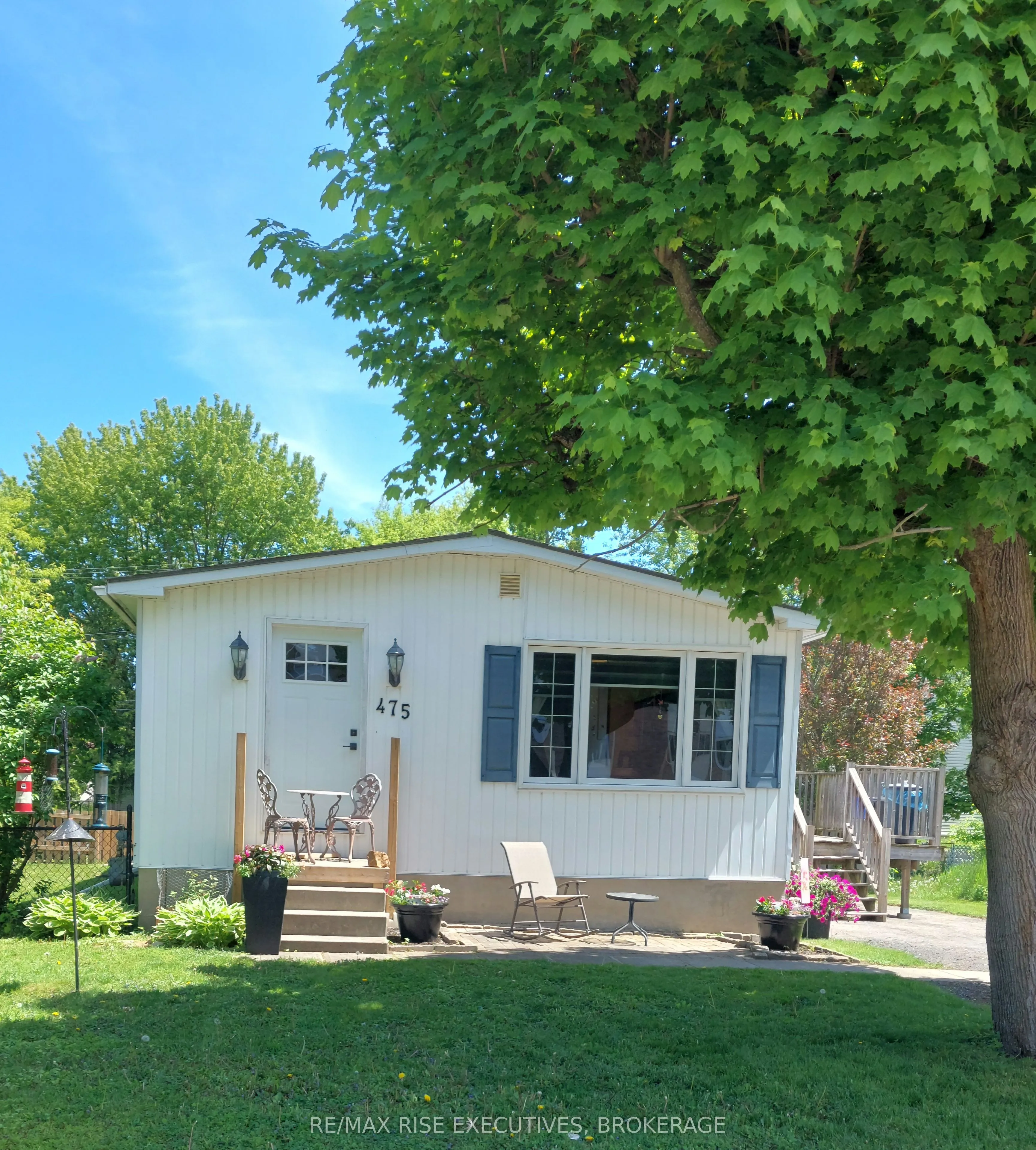 475 HENRIETTA Street, ON K7G 1X8