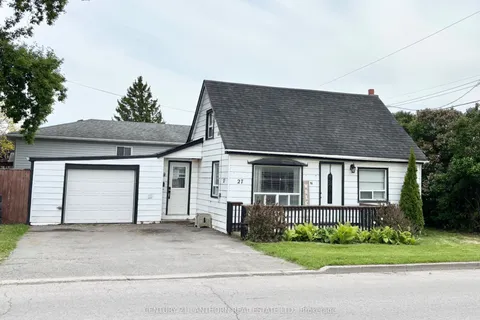 27 North Murray Street, Quinte West, ON K8V 2E2