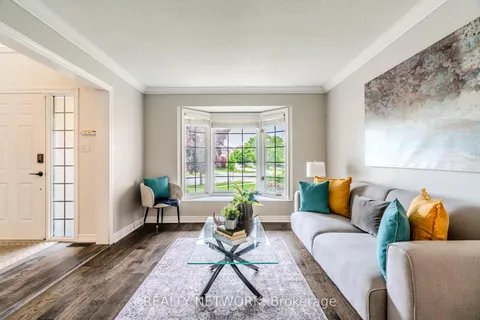 29 Riviera Ridge, ON L8E 5E6