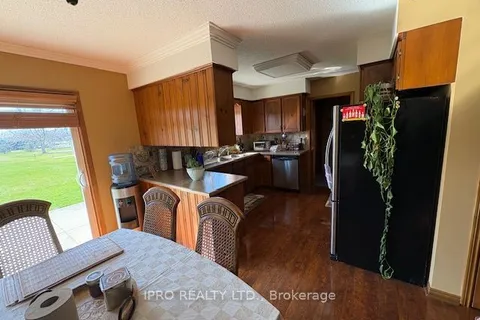 40298 Youngs Road, ON L0S 1V0