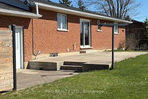 40298 Youngs Road, ON L0S 1V0