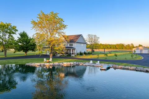271 Mountain Road, ON L3M 4E7