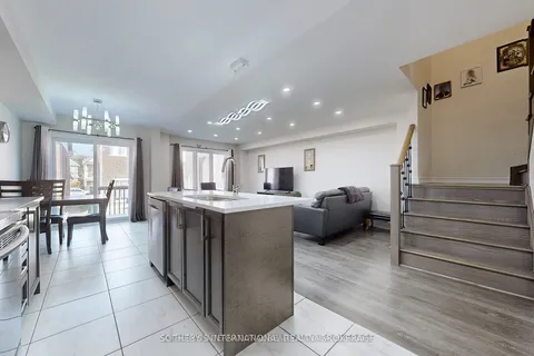 7784 White Pine Crescent, ON L2H 3R5