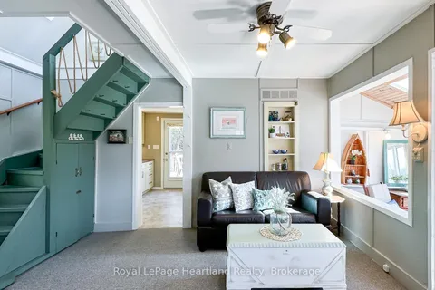 9 MAPLE Lane, ON N7A 3X9