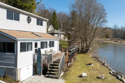 9 MAPLE Lane, ON N7A 3X9