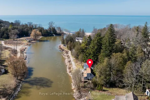 9 MAPLE Lane, ON N7A 3X9