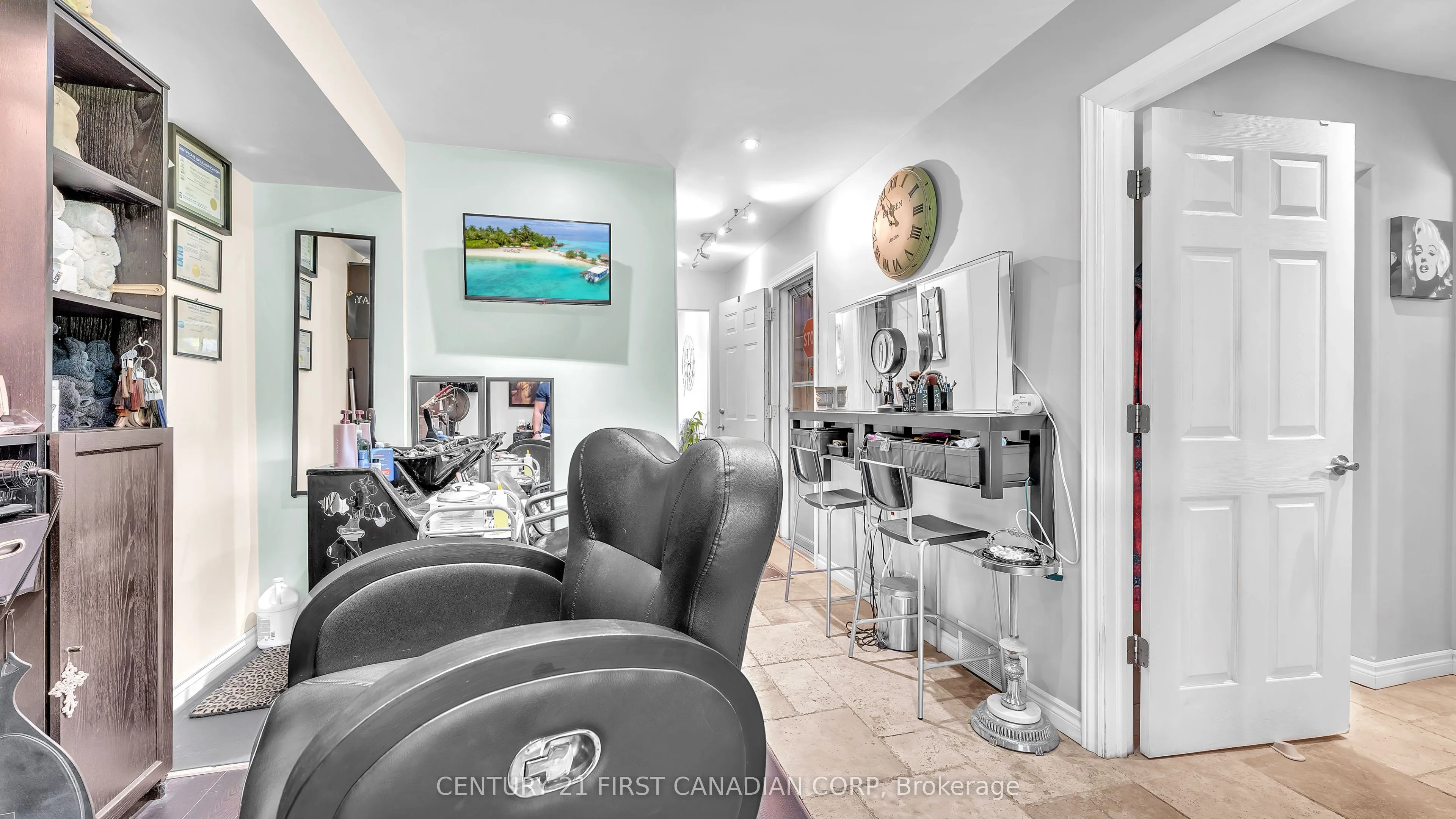 608 Fox Mill Place, ON N6J 2B2