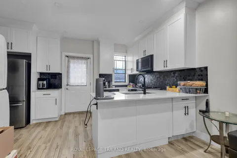 8 Bruce Street, ON N6C 1G4